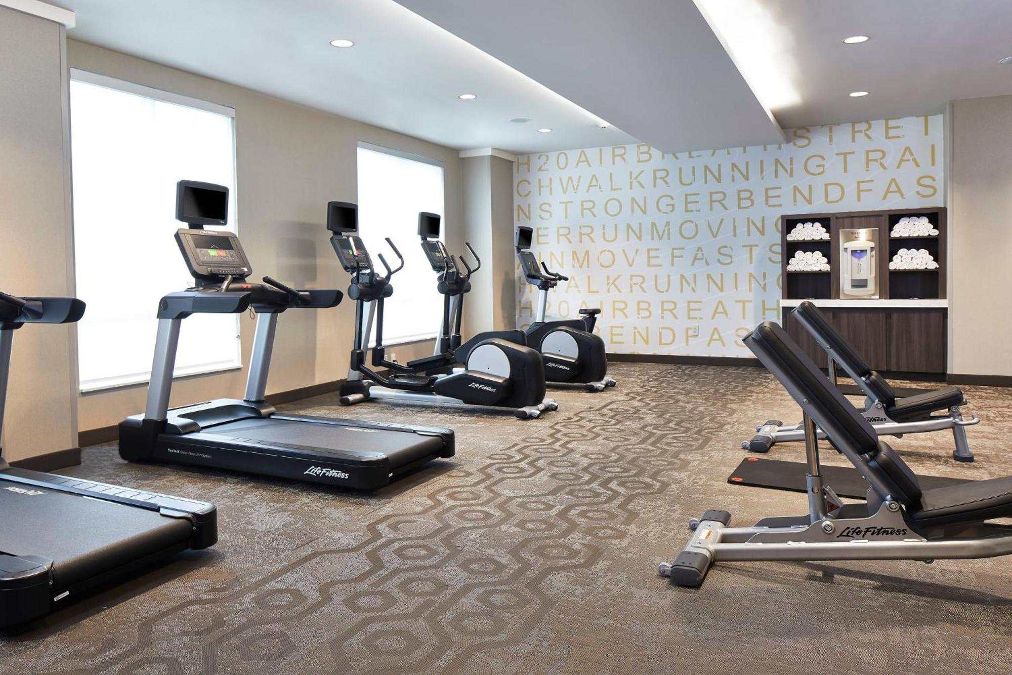 Residence Inn By Marriott Cleveland University Circle/Medical Center Екстериор снимка