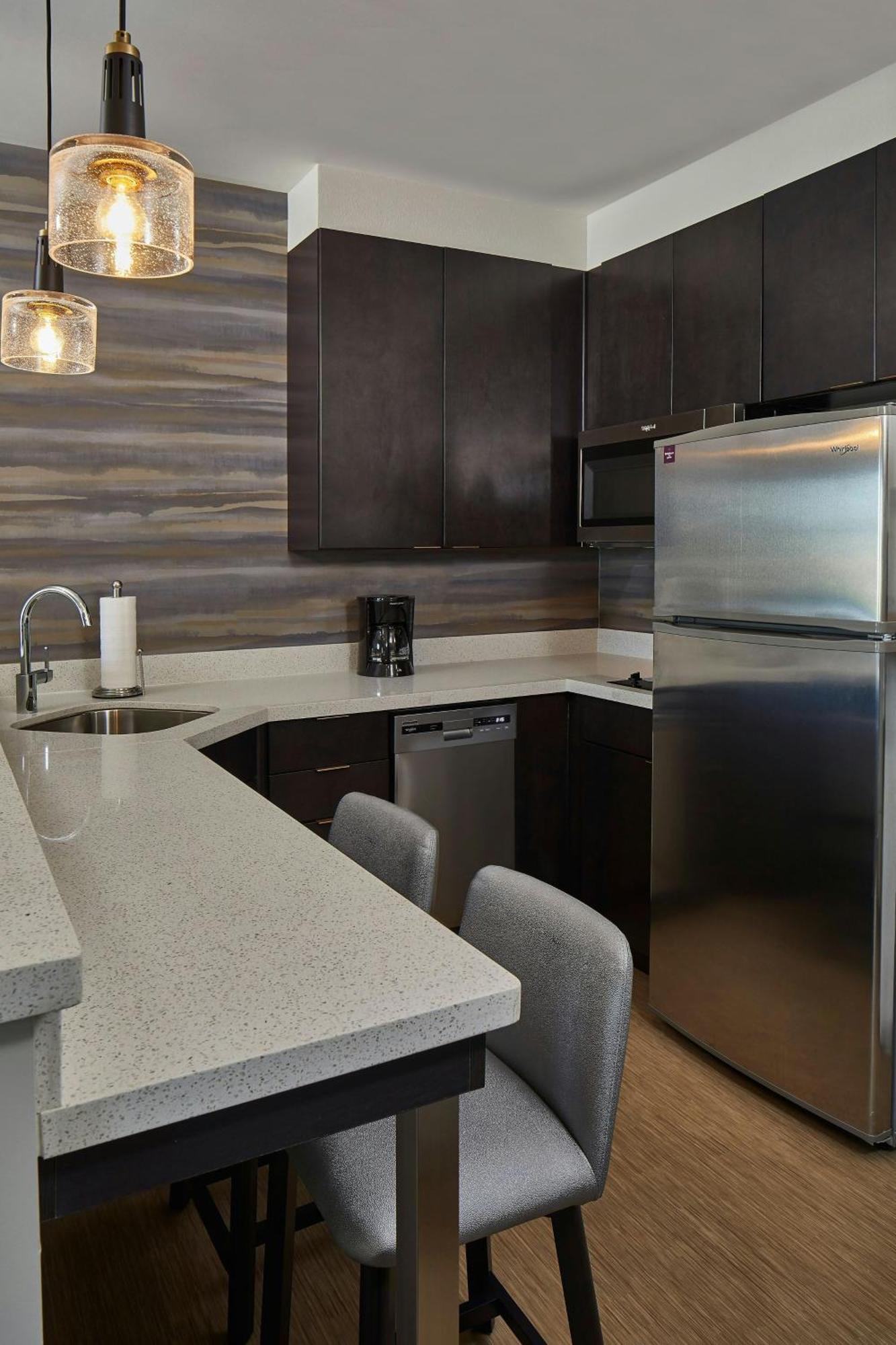 Residence Inn By Marriott Cleveland University Circle/Medical Center Екстериор снимка