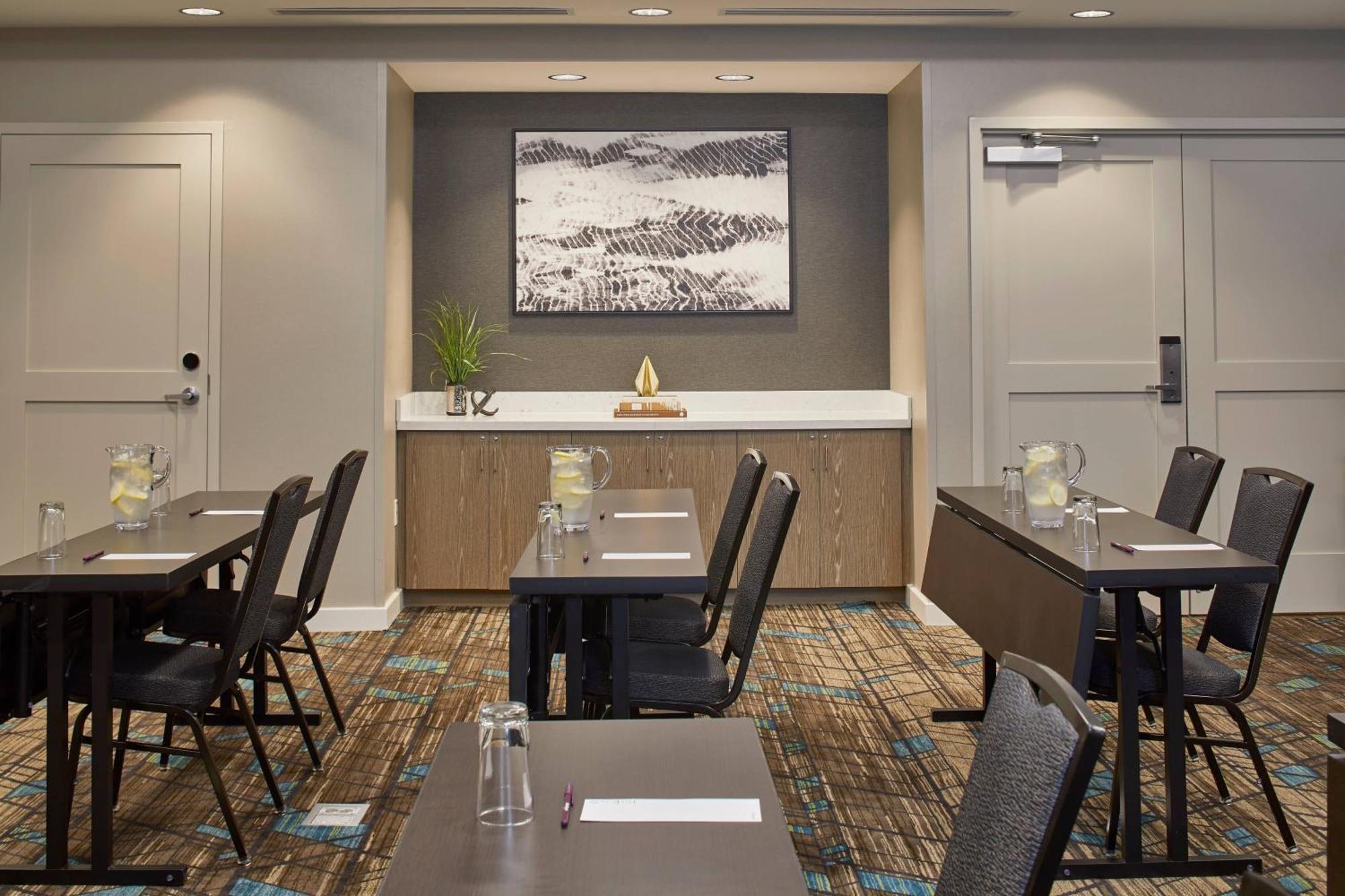 Residence Inn By Marriott Cleveland University Circle/Medical Center Екстериор снимка